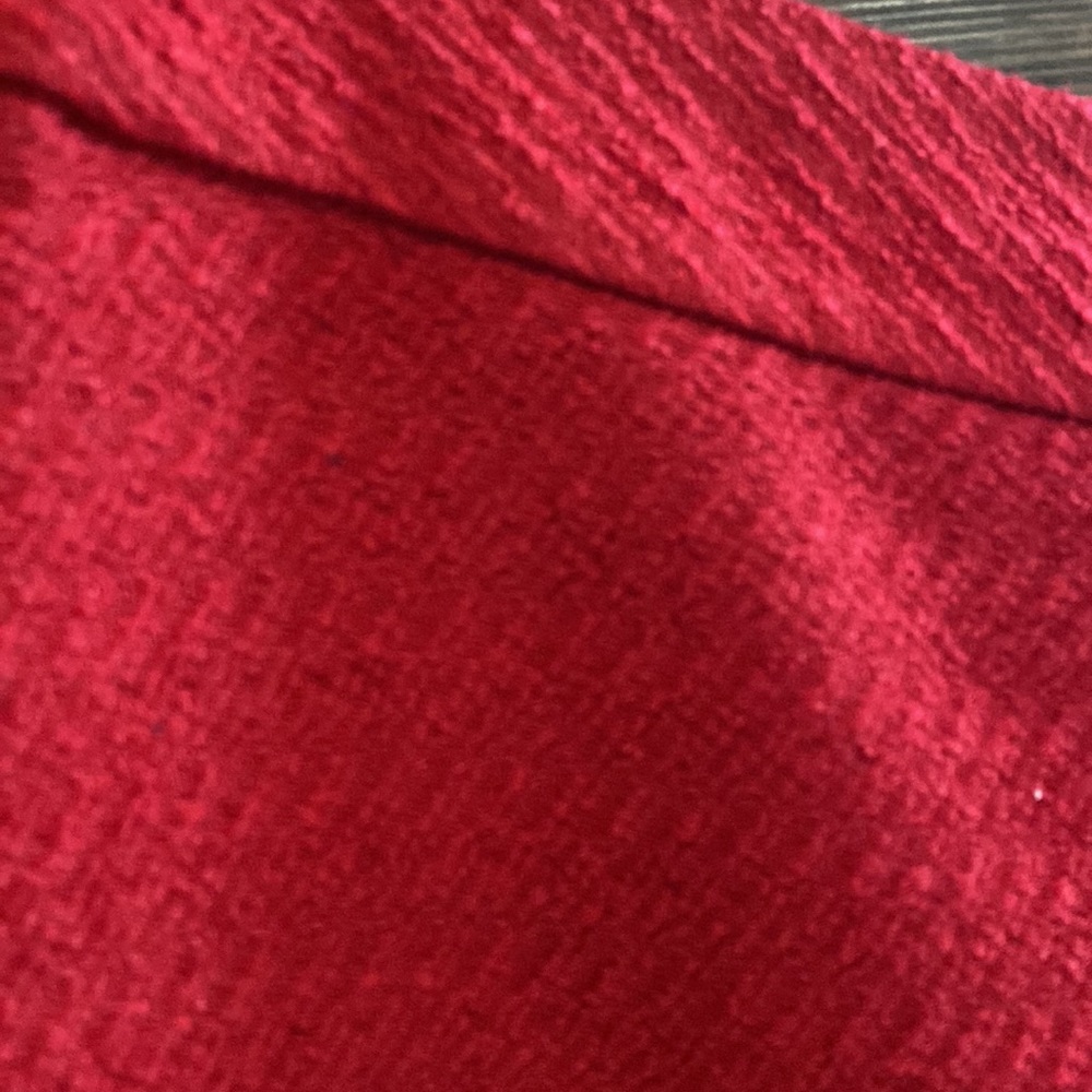 Red Textured Mini - Picture 2 of 2